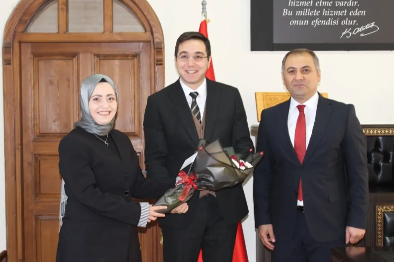 Sayın Kaymakamımız Muhammed Öztaş Aday Öğretmenleri Makamında Ağırladı 